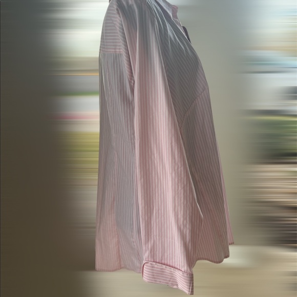 NWT Women’s Lane Bryant Button-Down Pink Blouse - Picture 4 of 5